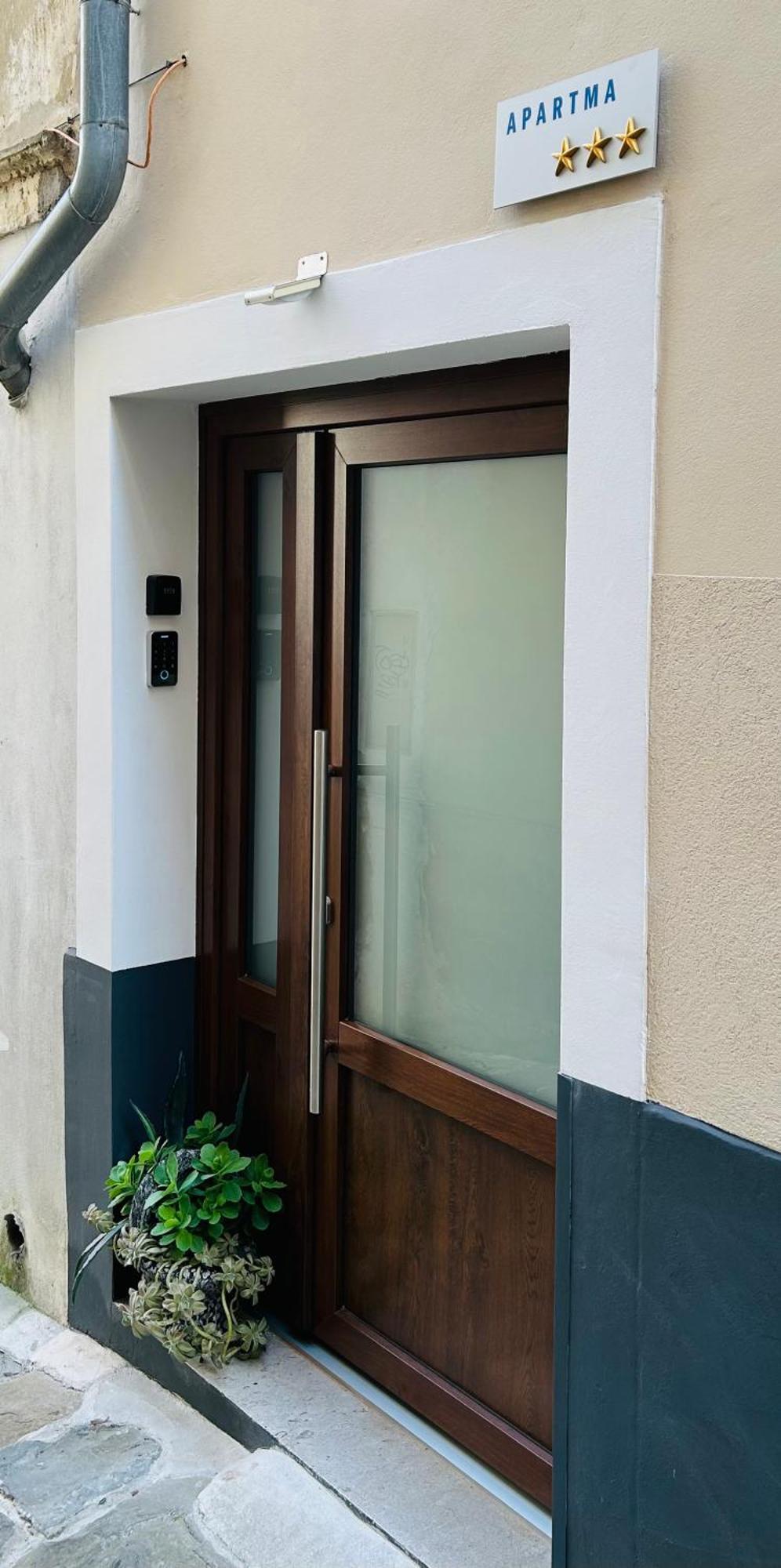 Apartma Tayana Piran - Parking Included !!! Buitenkant foto